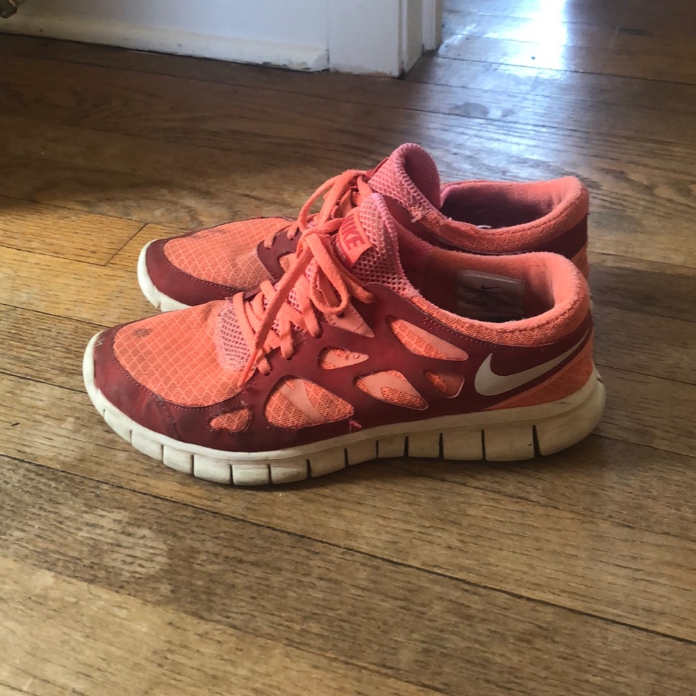 Nike Free Run 2 women’s sneakers size 9